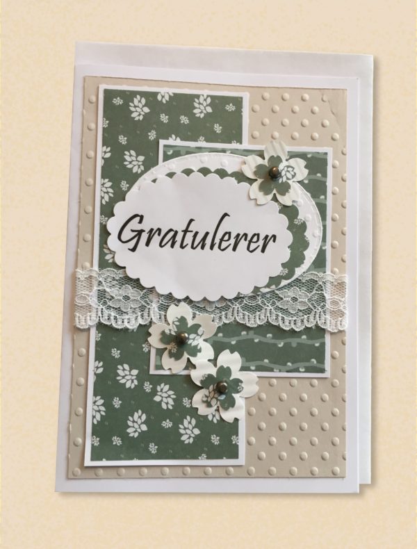 Håndlagde gratulasjonskort